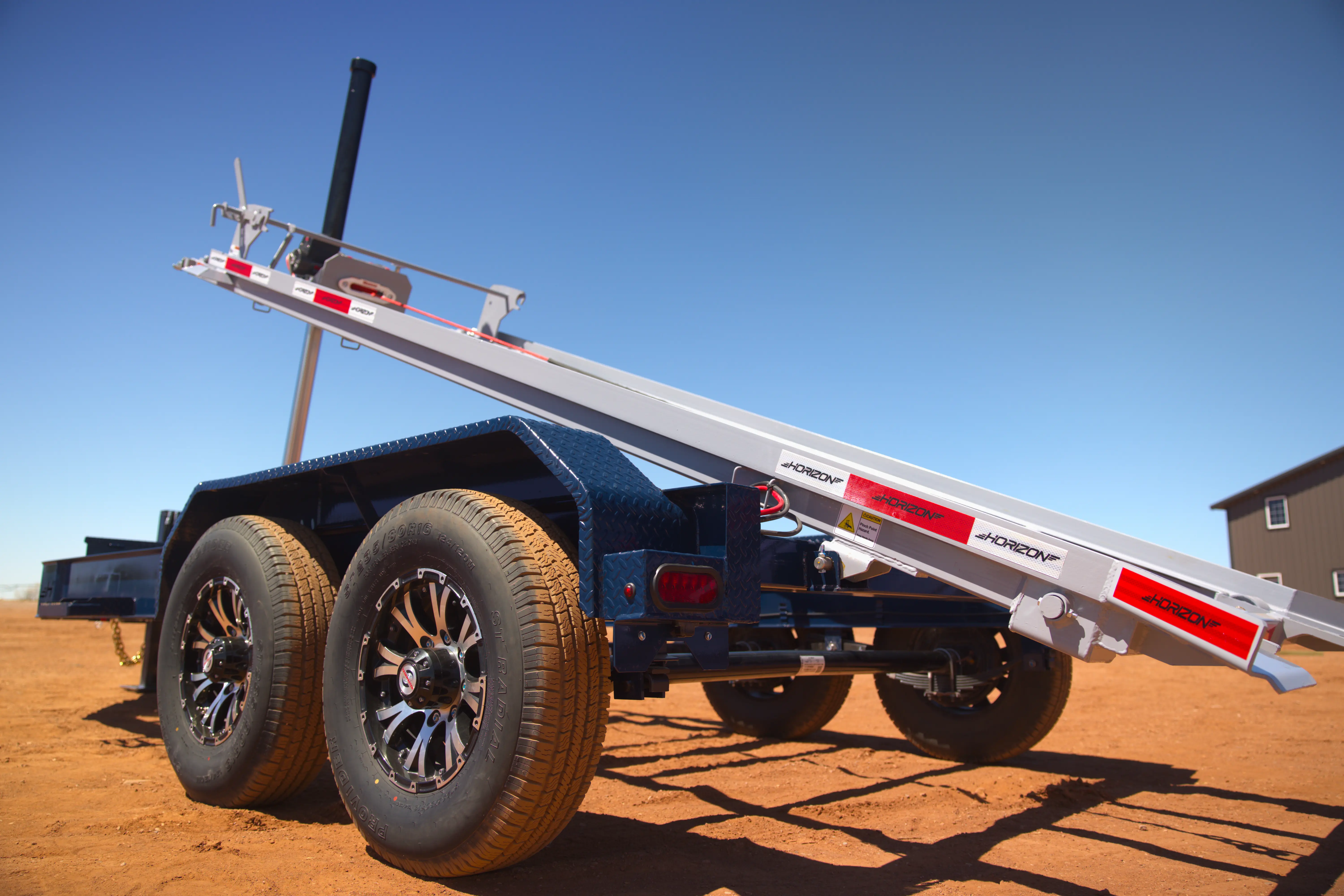 horizon trailers img